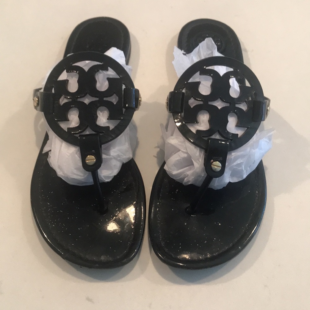 Trendy Tory Burch sandals